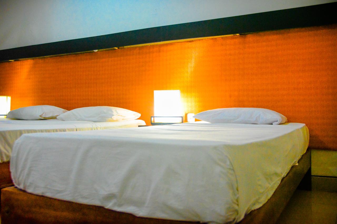Rainbow Beach Hotel Негомбо Экстерьер фото